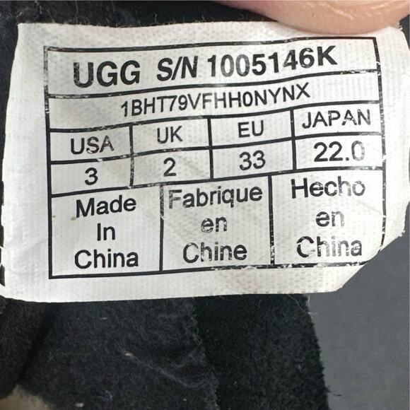 UGG Kids Boot 3 Corene Black Suede II Side Zip Lace Up Bow Back Cozy Casual Warm - Picture 12 of 13